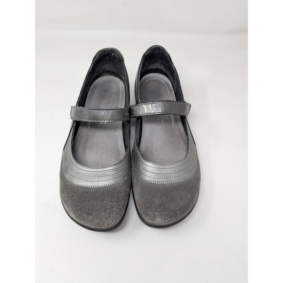 Naot Womens Sz 7/7.5 EU 38 Gray Suede Leather Kirei Mary Jane Shoes Comfort - Picture 2 of 7